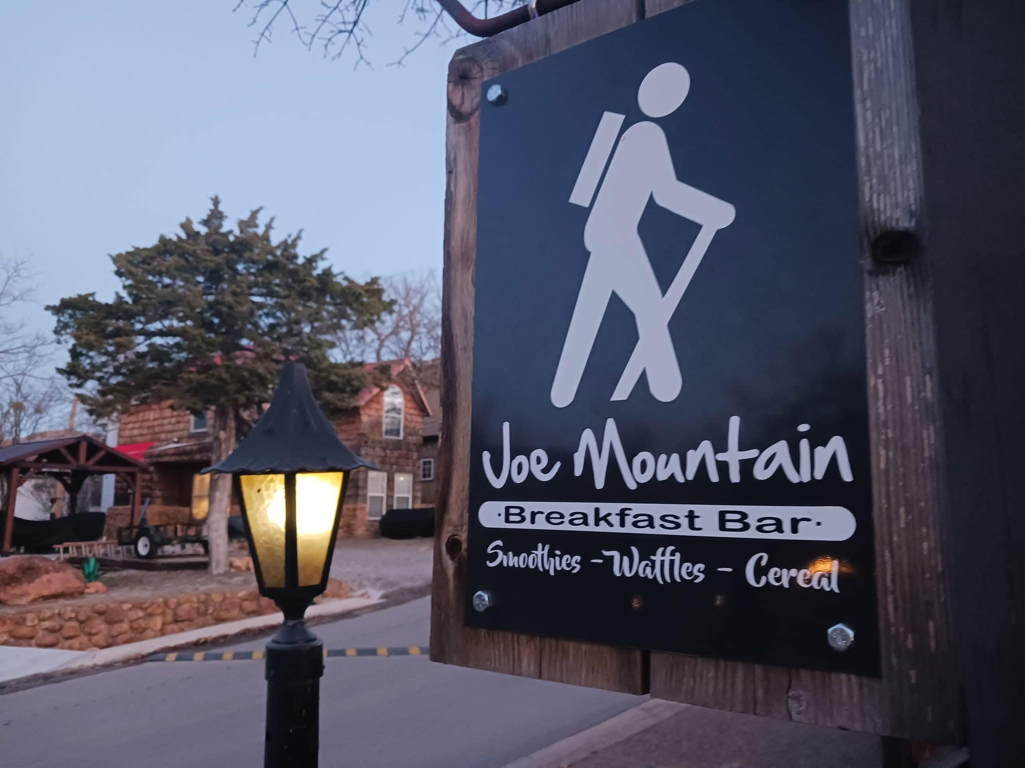 Joe Mountain breakfast