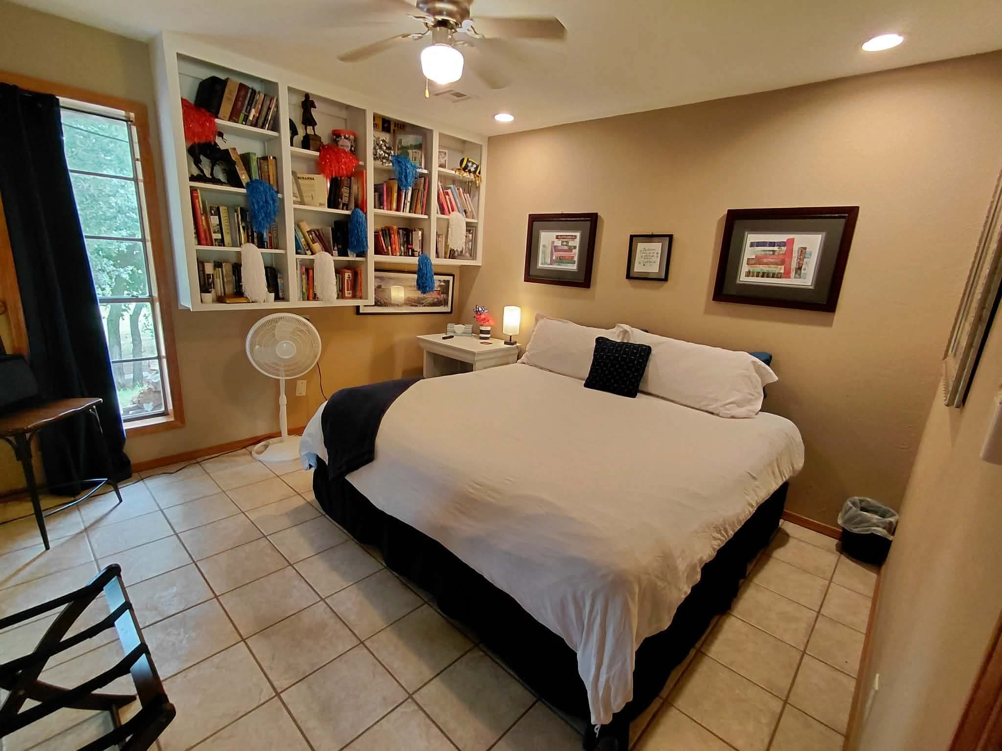 Lodge - Collegiate Quarters